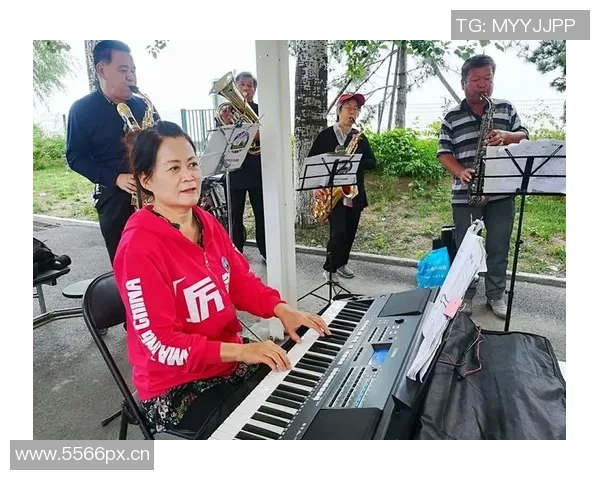 艺高人胆大！最后22s卡特-布莱恩特持球顶人干拔三分 助队反超！