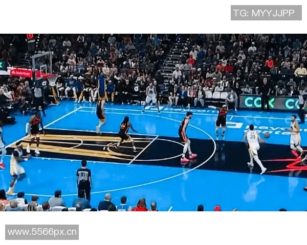 勇士被雷霆胖揍！库里半场10中3 库明加活跃 波斯特打铁